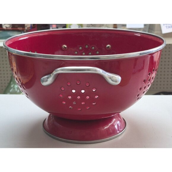 Red Enamel Colander With Handles & Base - Picture 6 of 7